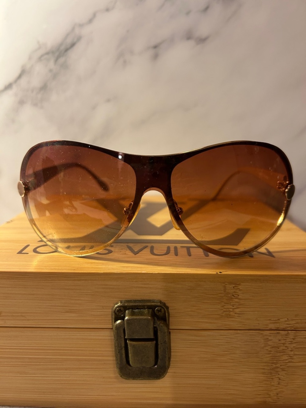 Brown Gradient Aviator Sunglasses